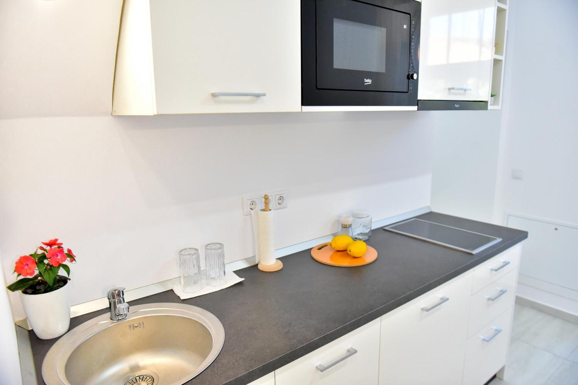 Ferienwohnung White House & Jacuzzi Hermannstadt Exterior foto