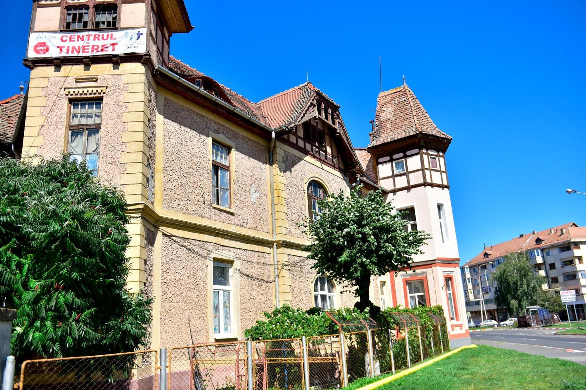 Ferienwohnung White House & Jacuzzi Hermannstadt Exterior foto